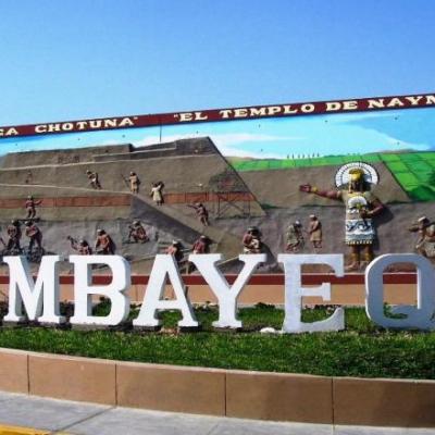 VENTA DE CASONA EN CALLE MIGUEL GRAU - LAMBAYEQUE